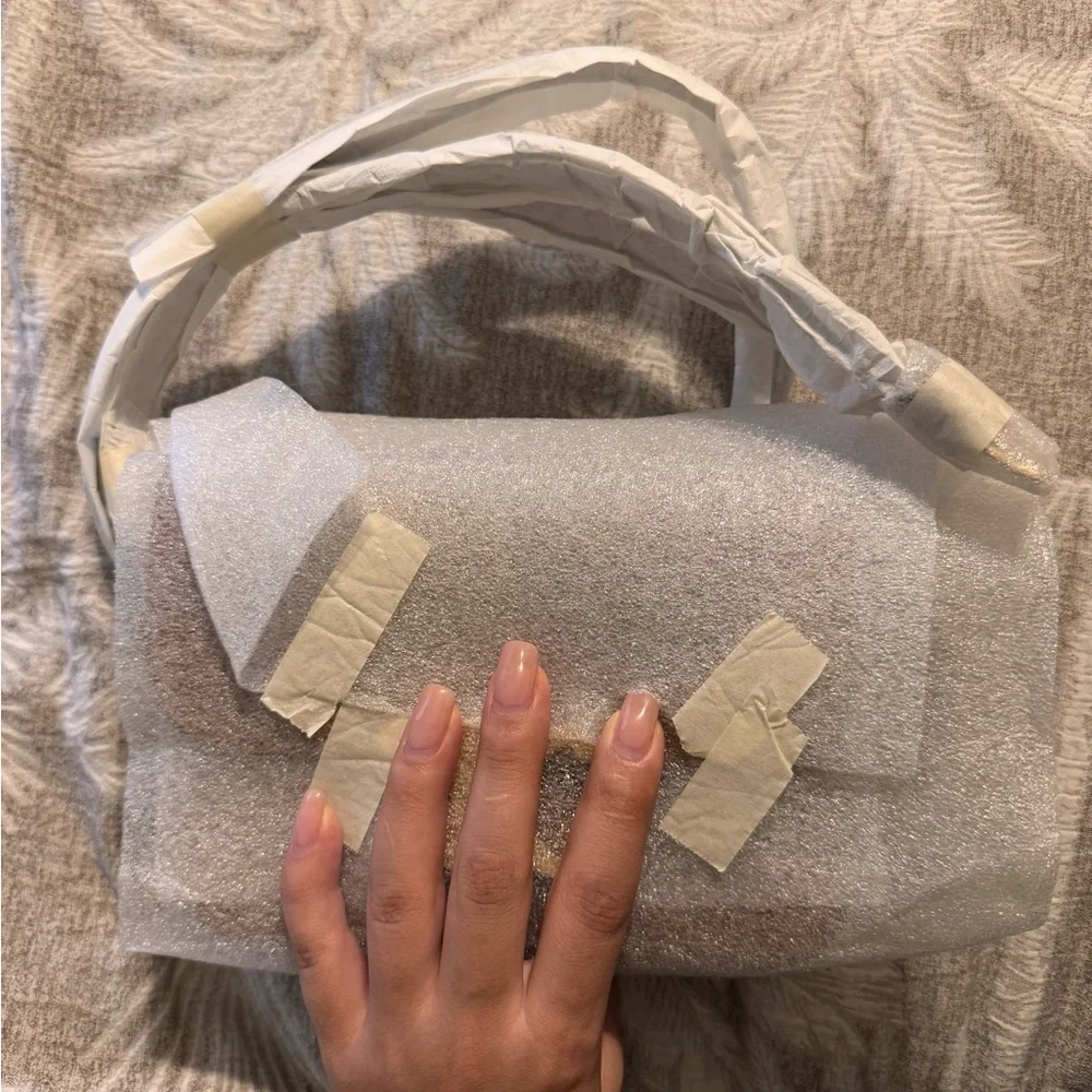 Celine Teen Triomphe Crossbody Bag in nabuck. Camel color - Picture 9 of 13